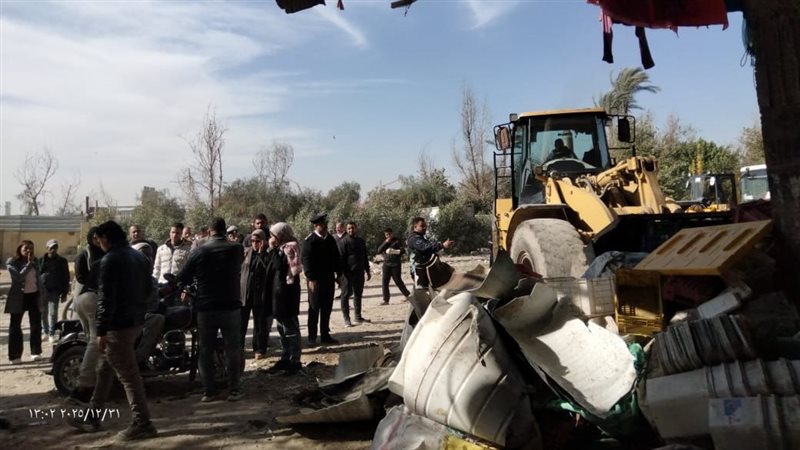 متابعة أعمال النظافة