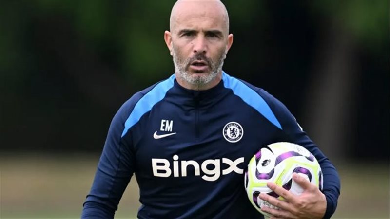  إنزو ماريسكا