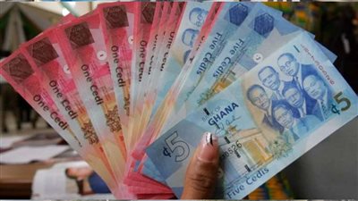 أداء تاريخي لعملة غانا أمام الدولار في عام 2025