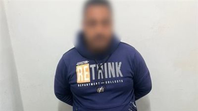 ضبط  شخص بمحيط دائرة إنتخابية بحوزته مبالغ مالية بسوهاج 