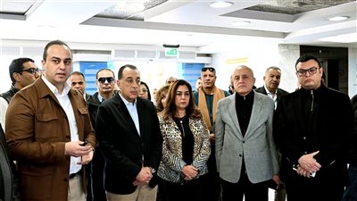 رئيس الوزراء يتفقد محطة صرف صحي الرياينة بالأقصر 