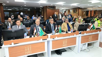 محافظ الجيزة يتابع غلق لجان جولة الإعادة في اليوم الأول لانتخابات النواب