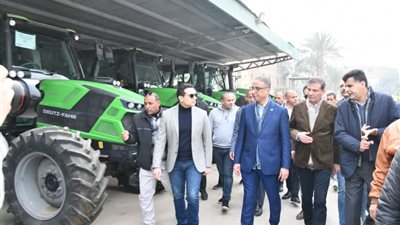 توزيع 15 فراطة ذرة شامية على المزارعين بالفيوم 