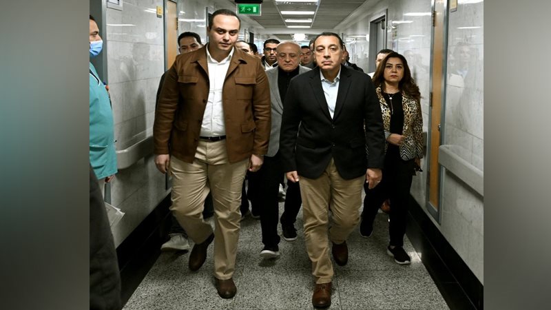 رئيس الوزراء فى جولتة