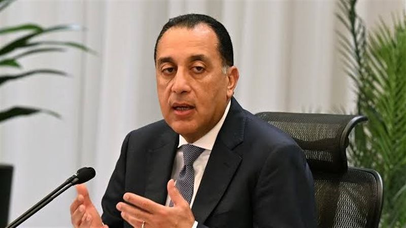 رئيس الوزراء يتفقد