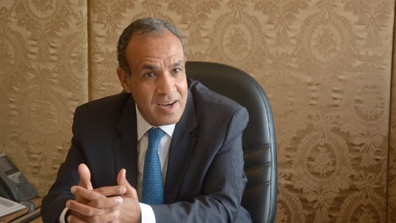 الدكتور بدر عبدالعاطي