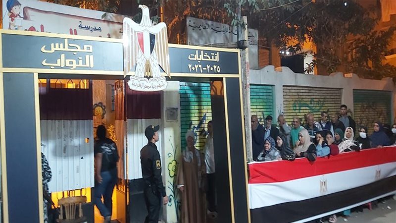 الناخبين أمام اللجان