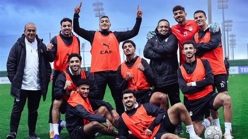 جانب من تدريبات منتخب