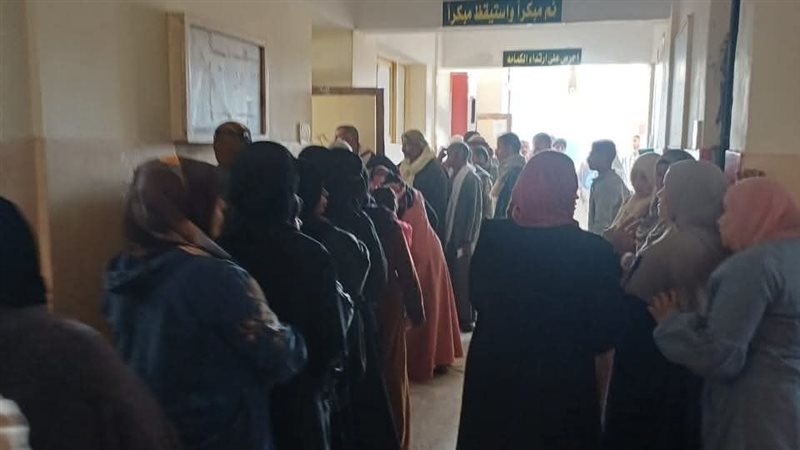 إقبال المواطنين على