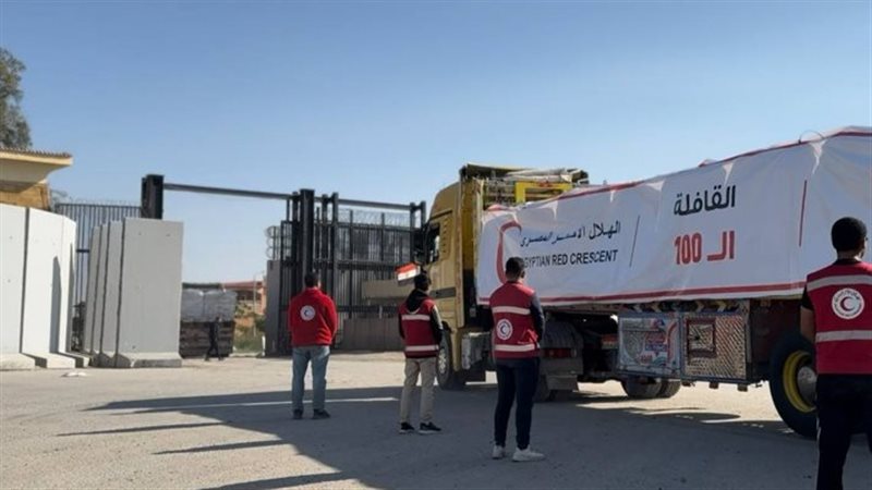 شاحنات المساعدات