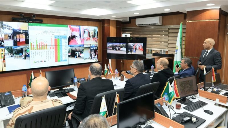 محافظ الجيزة في غرفة