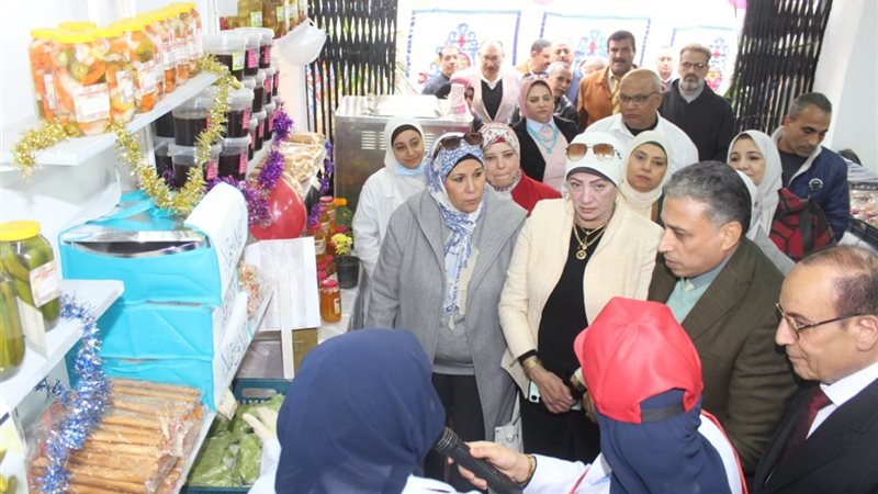 افتتاح منفذ بيع منتجات