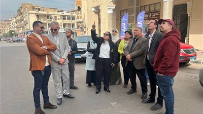 نائب محافظ القاهرة للمنطقة الشرقية تتابع تطوير شارع إبراهيم باشا بالكوربة