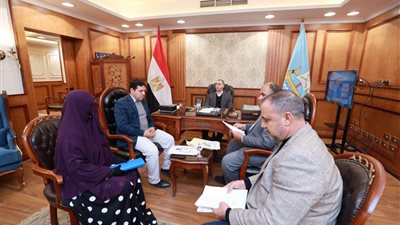 بحث عدد من طلبات وشكاوى المواطنين بكفر الشيخ