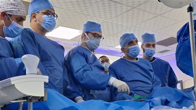 الرعاية الصحية: نجاح 6 تدخلات قلبية فائقة الدقة دون جراحات قلب مفتوح بأسوان 