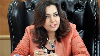 وزيرة التنمية المحلية تهنئ قداسة البابا تواضروس الثاني بعيد الميلاد المجيد