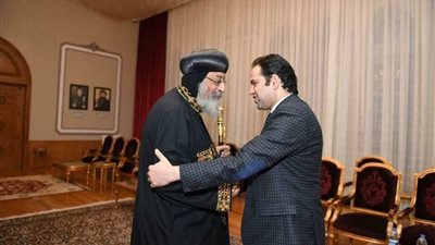 الأمين العام لحكماء المسلمين يهنئ البابا تواضروس بعيد الميلاد المجيد