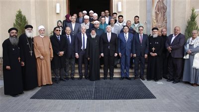 في الكنائس والأديرة.. محافظ بني سويف يقدم التهنئة بعيد الميلاد