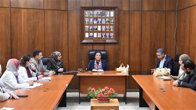 نائبة وزير الصحة تجتمع بقيادات مستشفى الجلاء التعليمي لتعزيز خدمات الأسرة