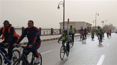 تواصل فعاليات تحويل الميادين والحدائق العامة لساحات لممارسة الرياضة ببني سويف