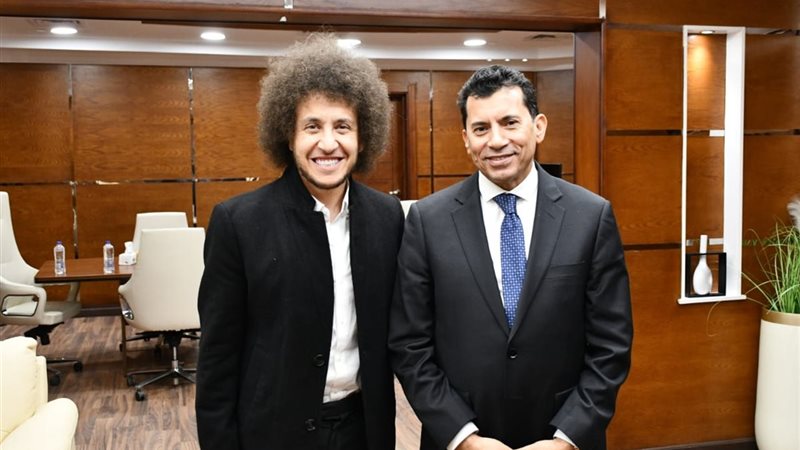 د.أشرف صبحى مع احمد