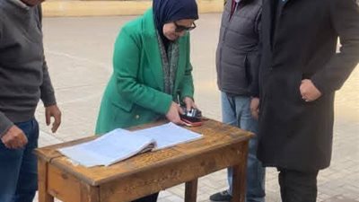 جولة ميدانية مفاجئة بمدارس مصر القديمة وغرب القاهرة لمتابعة سير الامتحانات