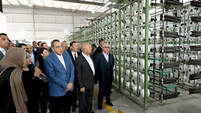 رئيس الوزراء يفتتح مجمع 