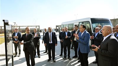 رئيس الوزراء يفتتح مشروع 