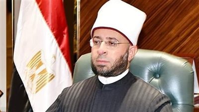 وزير الأوقاف يوجه بصرف مكافأة 10 آلاف جنيه لعامِلين بمسجدين بالدقهلية والغربية
