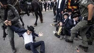 تجدد المواجهات بين اليهود الحريديم والشرطة الإسرائيلية في مدينة القدس المُحتلة