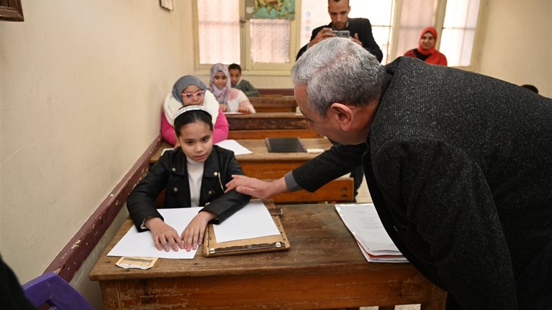 محافظ الغربية خلال