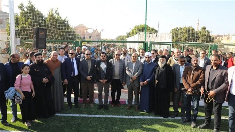 محافظ المنيا خلال