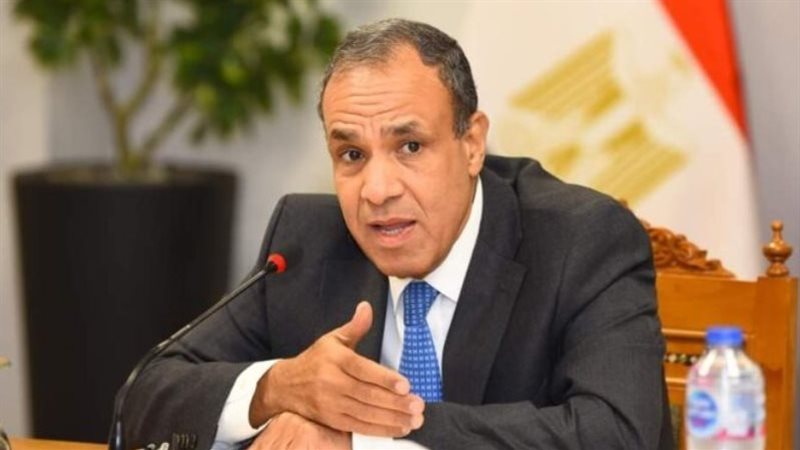  الدكتور بدر عبدالعاطي