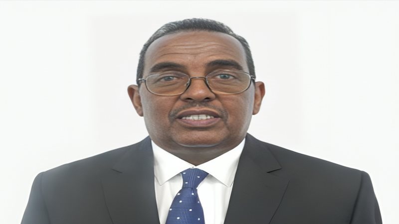 وزير الداخلية والشؤون