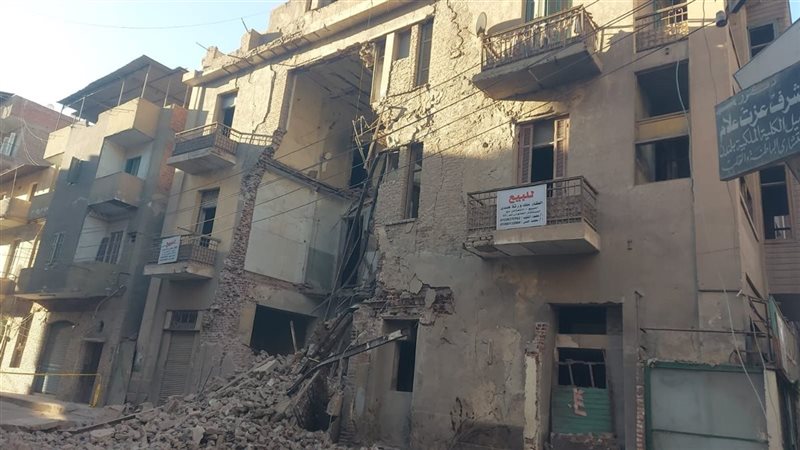  انهيار مبنى قديم