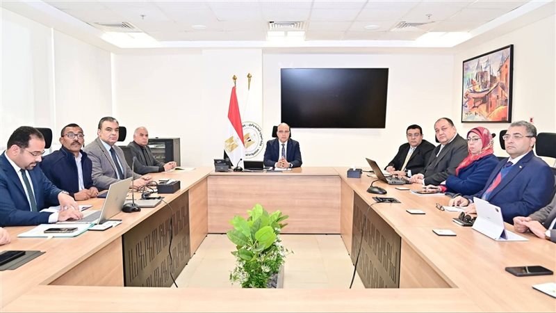 اجتماع وزير الري