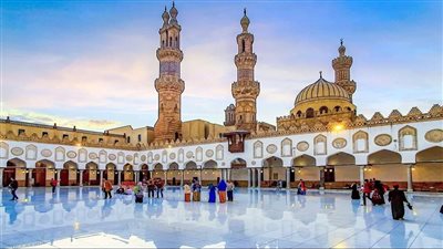 الأزهر يطلق مبادرة «شموس مضيئة» لدعم وتمكين الطالبات الوافدات عبر ملتقى حواري 