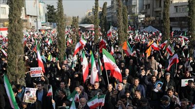 إيران تسمح للمواطنين بالمكالمات الدولية بعد أسبوع من الاحتجاجات وسقوط قتلى