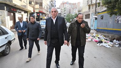بالصور.. محافظ الغربية يراجع أعمال النظافة ورفع الإشغالات بطنطا