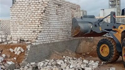 محافظ الإسكندرية يوجّه باستمرار إزالة التعديات على أراضي أملاك الدولة