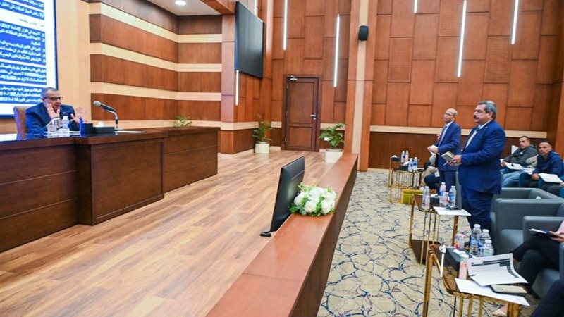 اجتماع محافظ جنوب