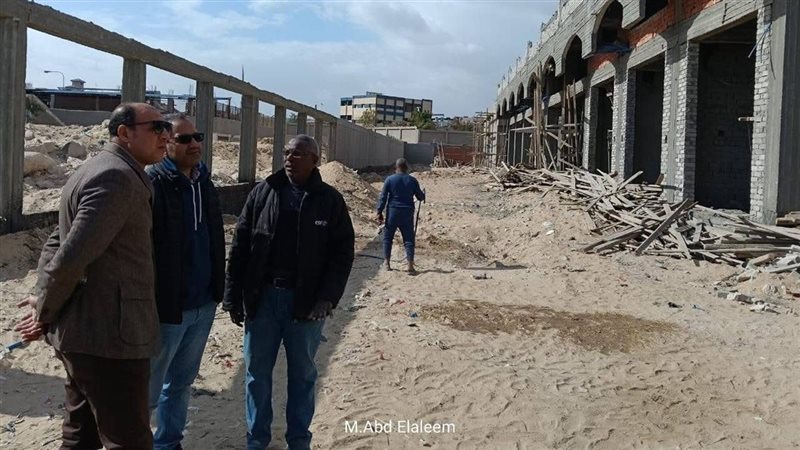 متابعة الأعمال بالورش