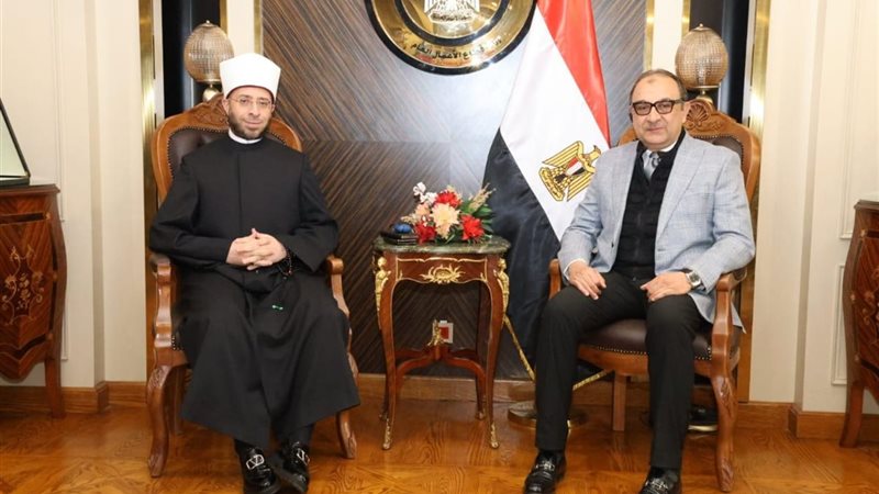 وزير الأوقاف مع وزير
