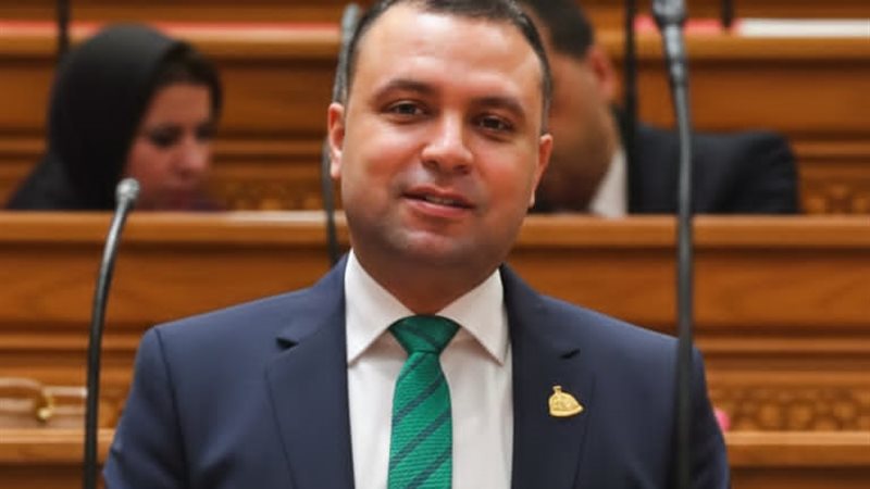 النائب عمر الغنيمي
