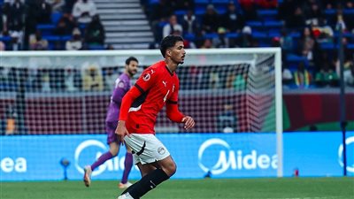 صمود مصري وتألق الشناوي.. التعادل السلبي مستمر بعد ساعة لعب أمام السنغال