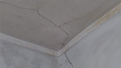 إخلاء 46 شقة من السكان بالبحيرة لظهور شروخ وتصدعات بعقارين