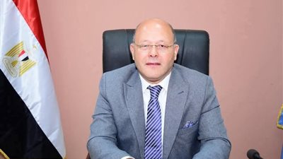 رئيس جامعة سوهاج يوضح حقيقة عدم تعيين خريجة بكلية الألسن معيدة 