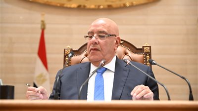 رئيس مجلس النواب يهنئ الرئيس السيسي بذكرى الإسراء والمعراج