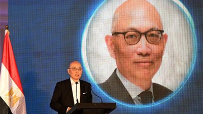 تشغيل محطة البحر الأحمر للحاويات بالسخنة يعزز مكانة مصر كمركز لوجستي عالمي