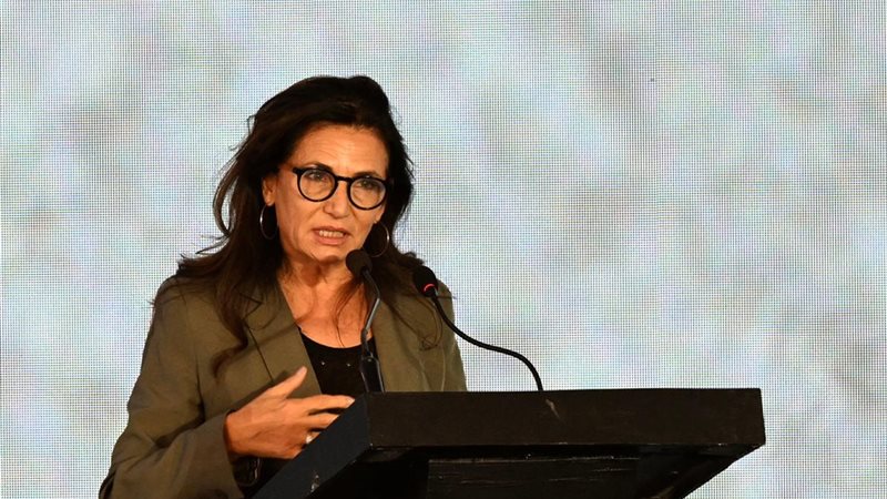 كريستين كابو الرئيس